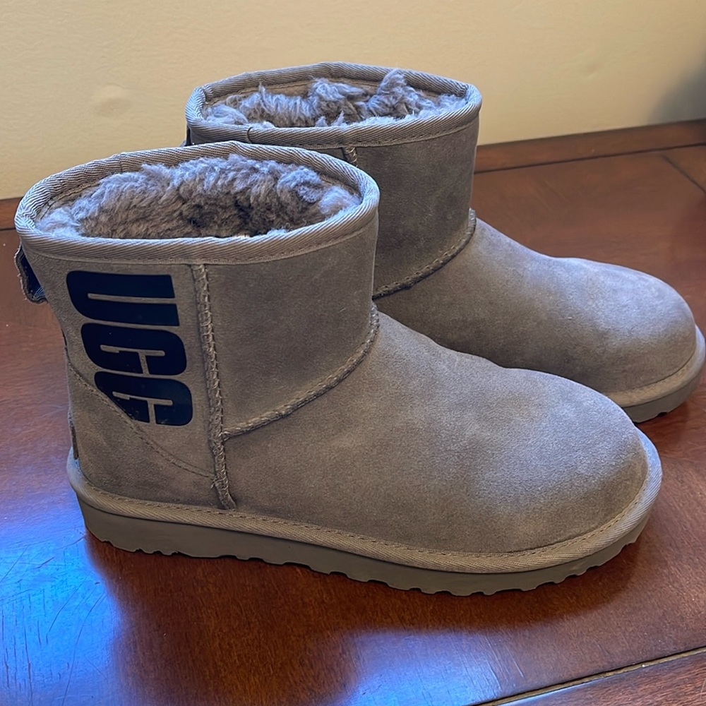 Gray Uggs